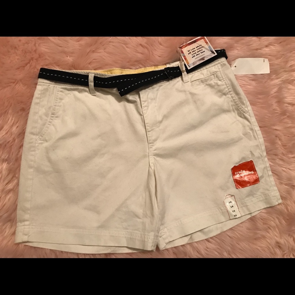 Brand New Dockers Shorts W/Belt attaches